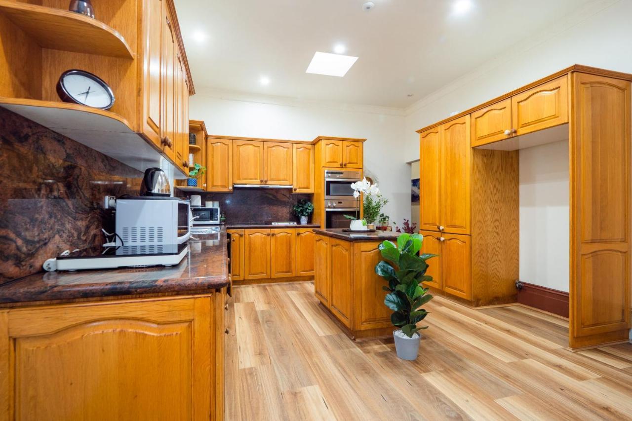 Quiet Private Room In Strathfield 3Min To Train Station 5 시드니 외부 사진